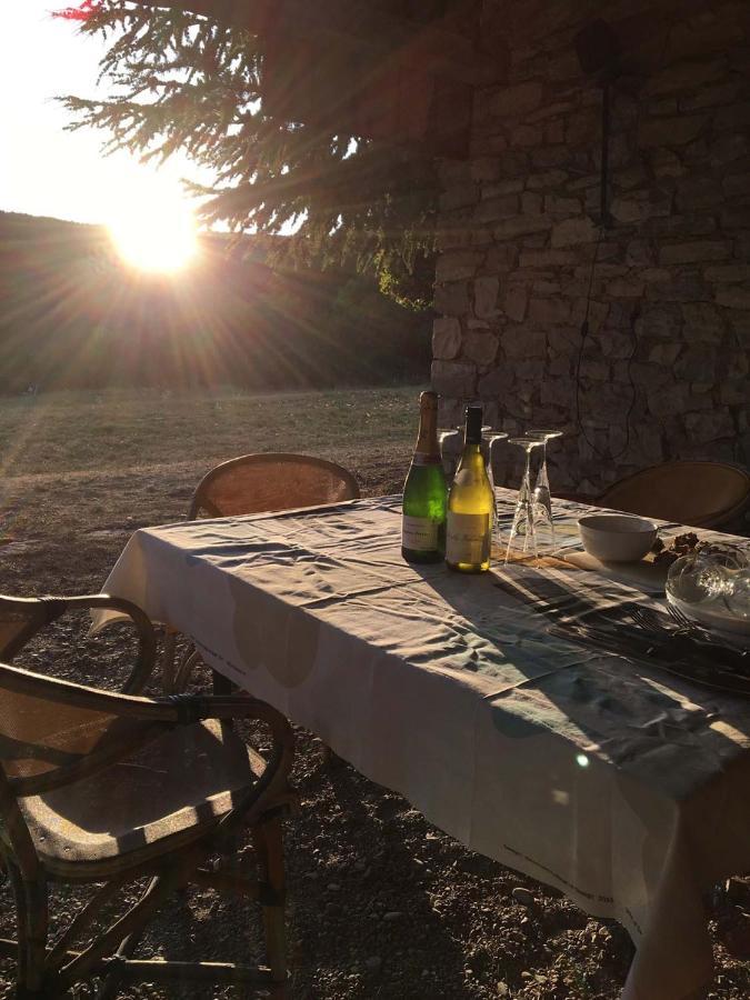 Le Relais Des Baronnies Hotel Montjay  Kültér fotó
